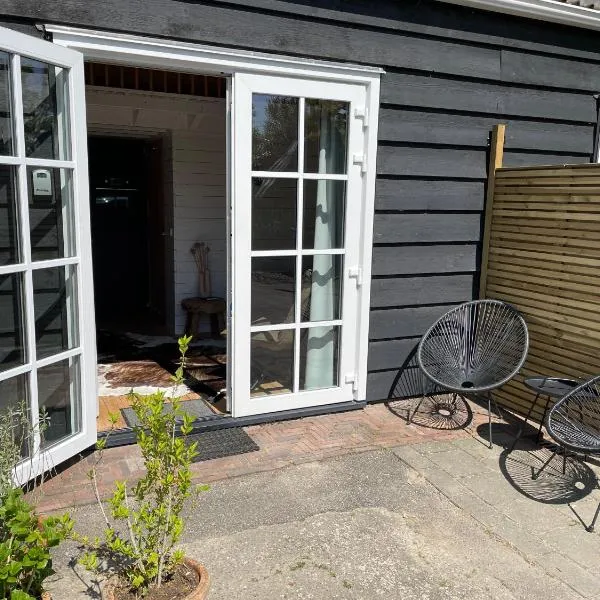 Studio Veerse Meer, hotel v destinaci Wolphaartsdijk