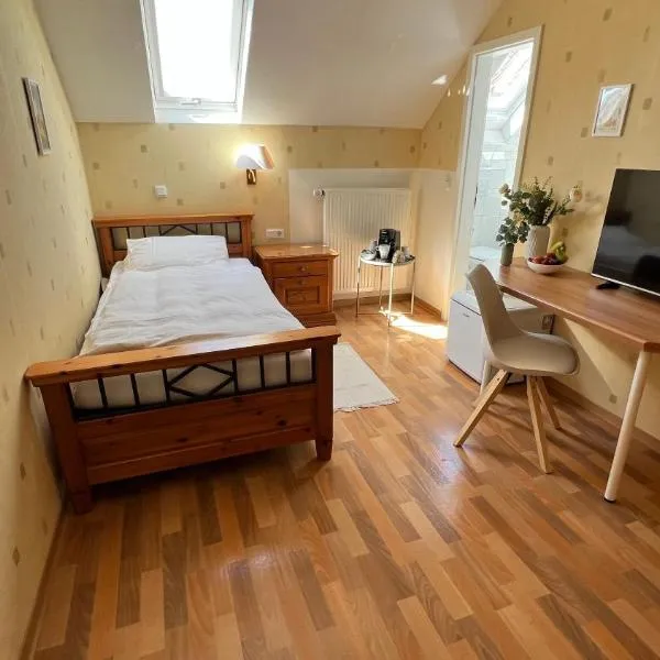 Gästehaus Kliebenstein, hotel v destinaci Saarwellingen