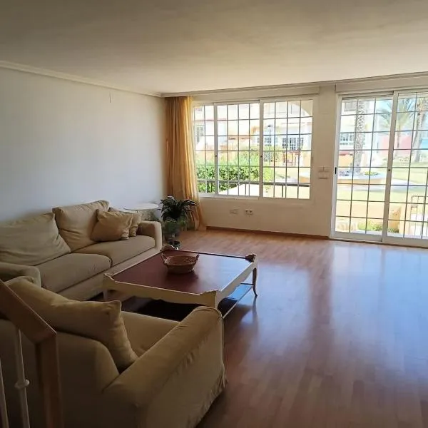 Bungalow primera línea de playa, hotell sihtkohas El Campello