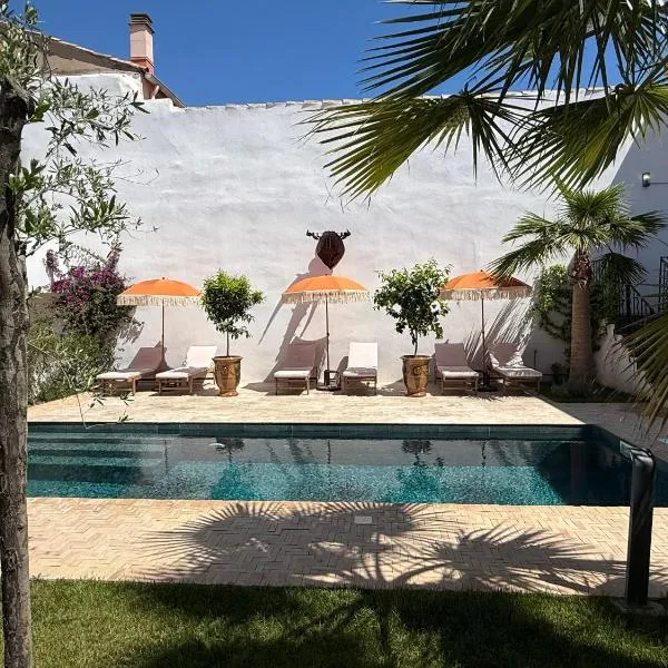 La Maison De Ville - Piscine - SPA, hotel v Sète