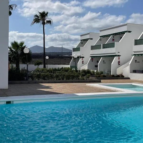 Sunset&Suite Puerto del Carmen, hotel in Tías