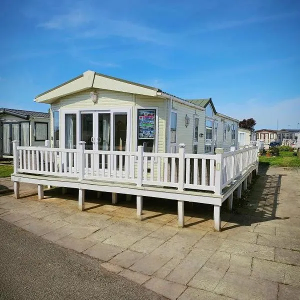 Luxury lodge lyons robin hood, hotel in Rhyl