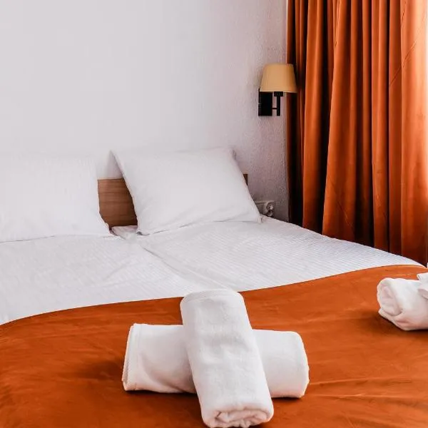 Hotel Wodnik, hotel v destinácii Giżycko