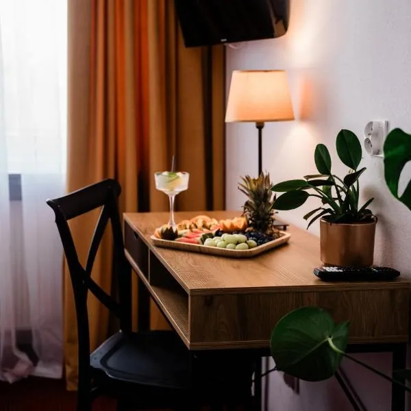 Hotel Wodnik, hotel v destinácii Giżycko