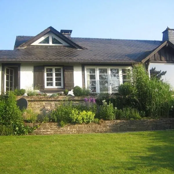 gemütliches Cottage mit Seeblick, hotel v destinaci Sundern