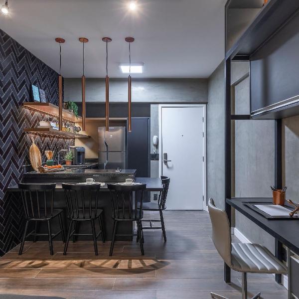 BHaus República Setin Downtown - Studio Deluxe com Varanda e Vista Praça 4o andar - Cama King - Centro SP - em frente ao Metrô - Vaga de Garagem - Academia - Mini Mercado - Lavanderia - Piscina no Rooftop com Vista Panorâmica - sd12