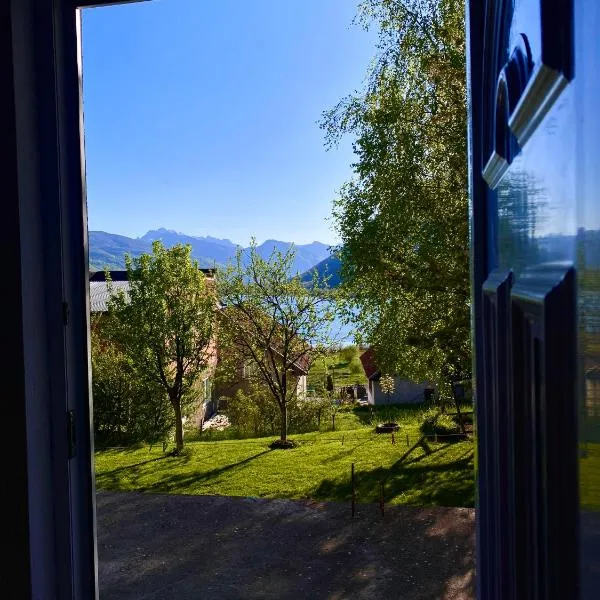 Sunset Point Paradise, hotel in Plav