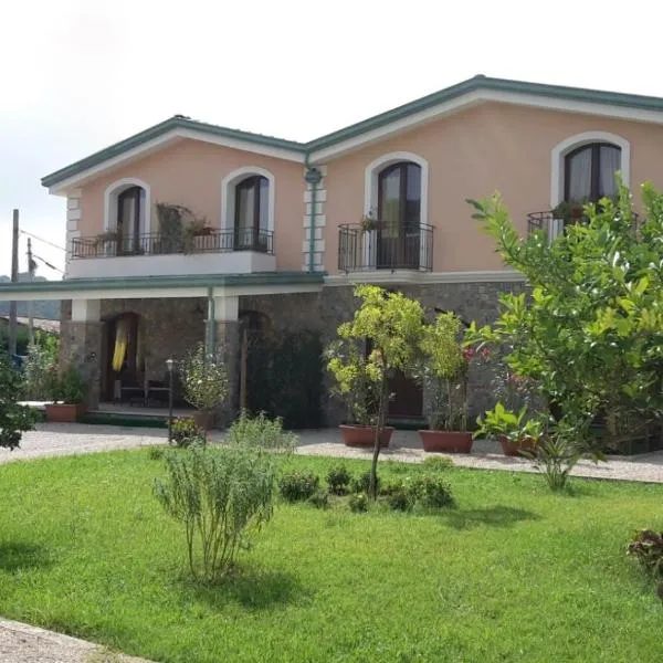 Residence Sophora, hotel em Palinuro