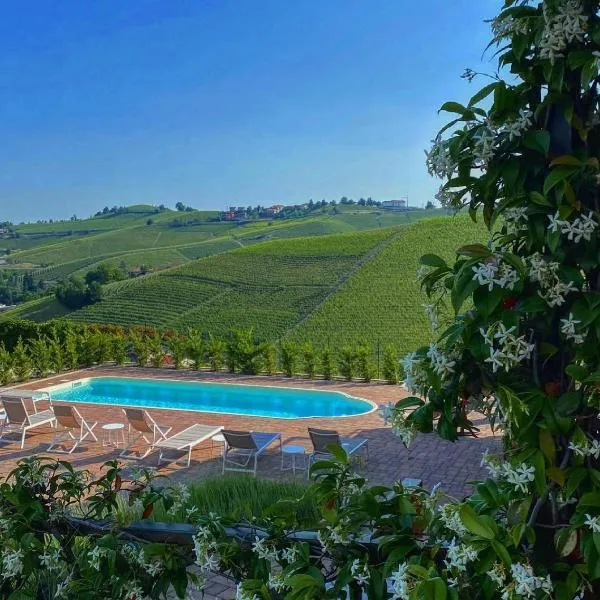 Panoramic Villa Garassino - country rooms and fine restaurant, hotel v destinácii Treiso