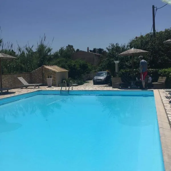 Dorelias 1, hotel in Dassia