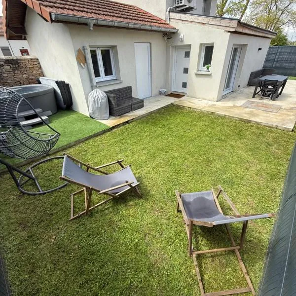 Maison évasion détente, hotel v destinaci Crémieu