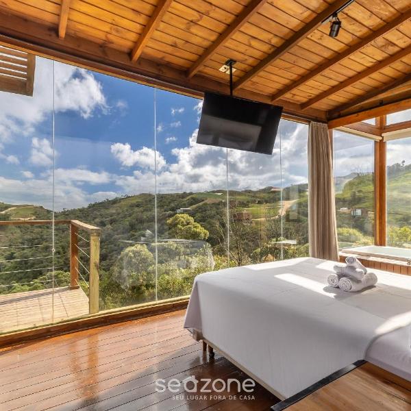 Charmosa cabana com vista incrível na serra VST005