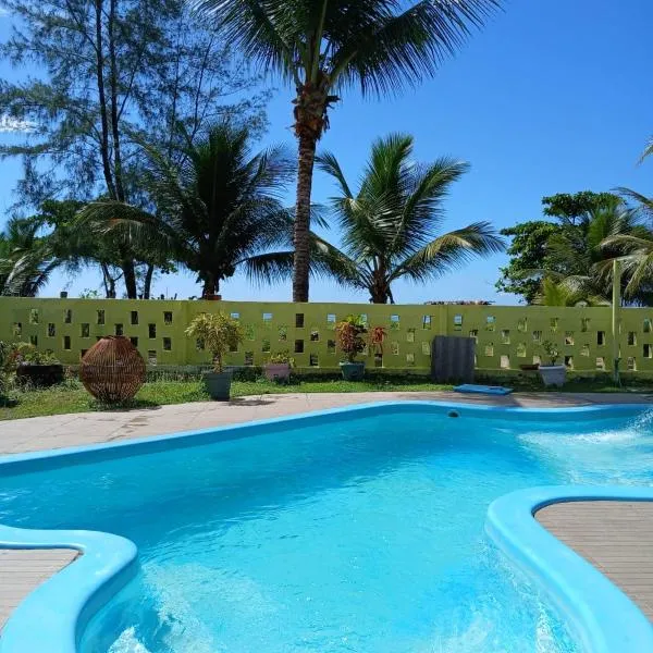Hospedagem Clima Mar, hotel v destinaci Valença