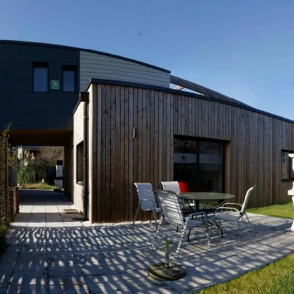 Gîte Noir Lapin, Hotel in Lesquin