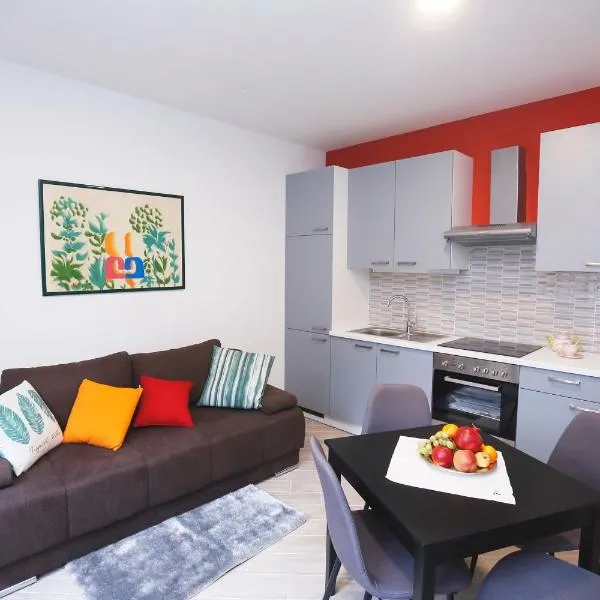 Zagreb Blue Door Apartments - Maksimir, hotel in Zagreb