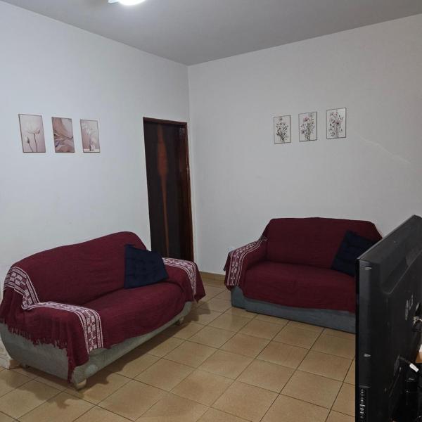 Casa familiar e espaçosa em Aparecida SP, com 3 quartos - Foto 5