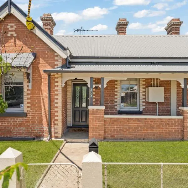 Wonderful William - Charming Home close to CBD โรงแรมในบาเทิร์สต์