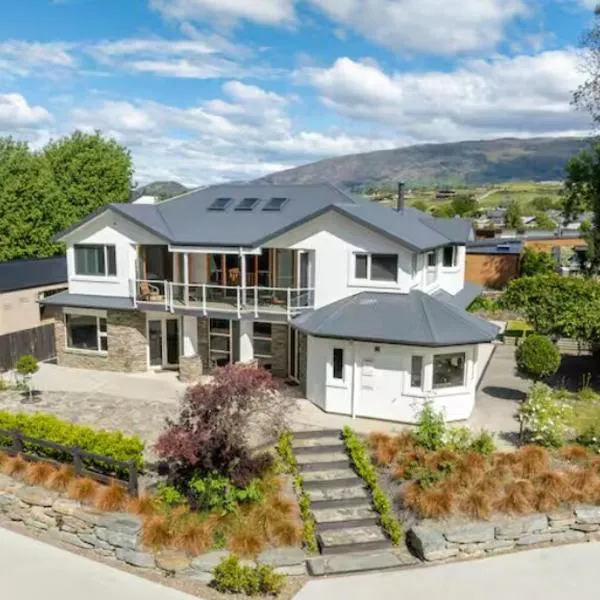 Wanaka Lake House - Close to That Wanaka Tree, khách sạn ở Wanaka