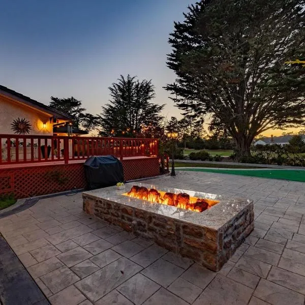 4300 sq ft Bay Escape, Near Beach, Golf and Trails – hotel w mieście Half Moon Bay