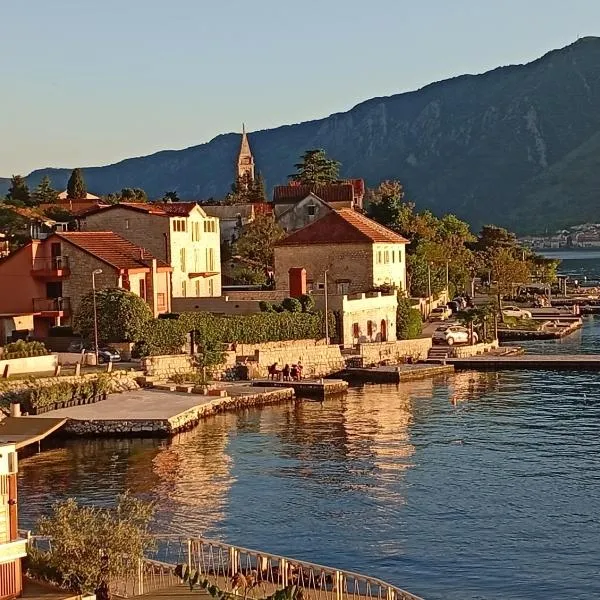 Apartman Lena, hotel v destinaci Dobrota