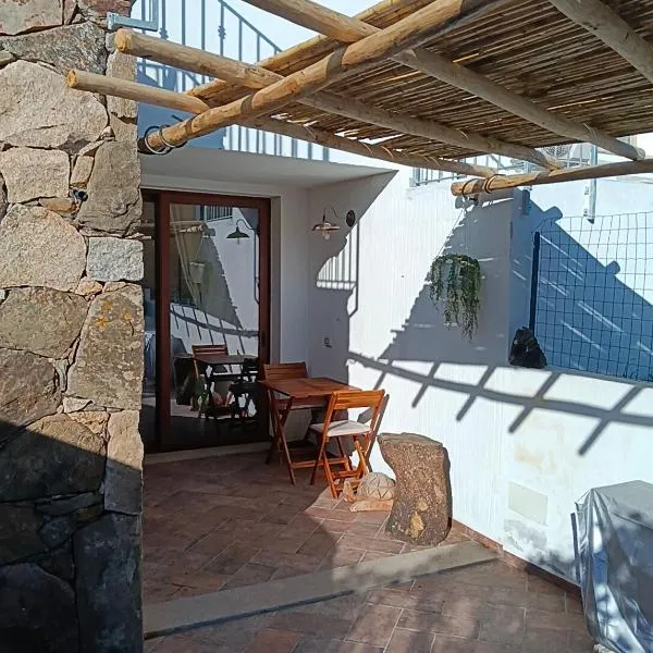 Da Elias, Hotel in Budoni