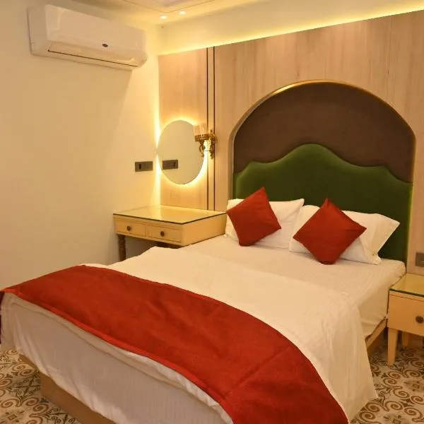 Hotel The Raghavas', hotel in Ayodhya