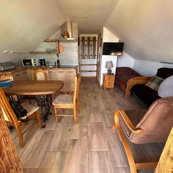 Sioło Bobolin II, hotel u gradu Bobolin