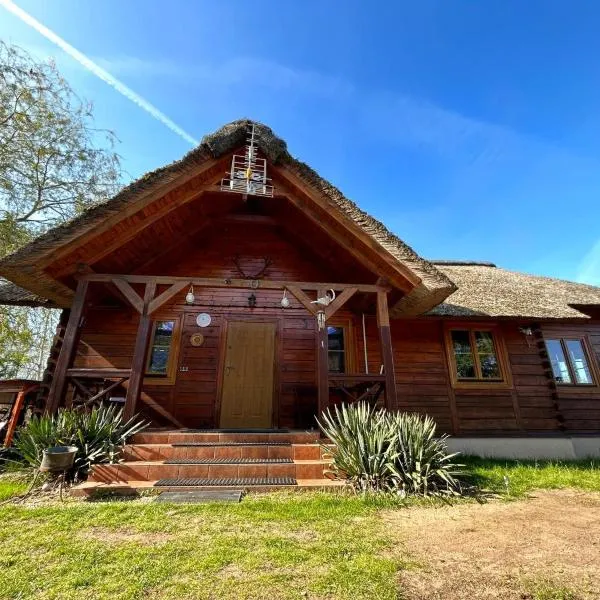 Sioło Bobolin I, hotel u gradu Bobolin