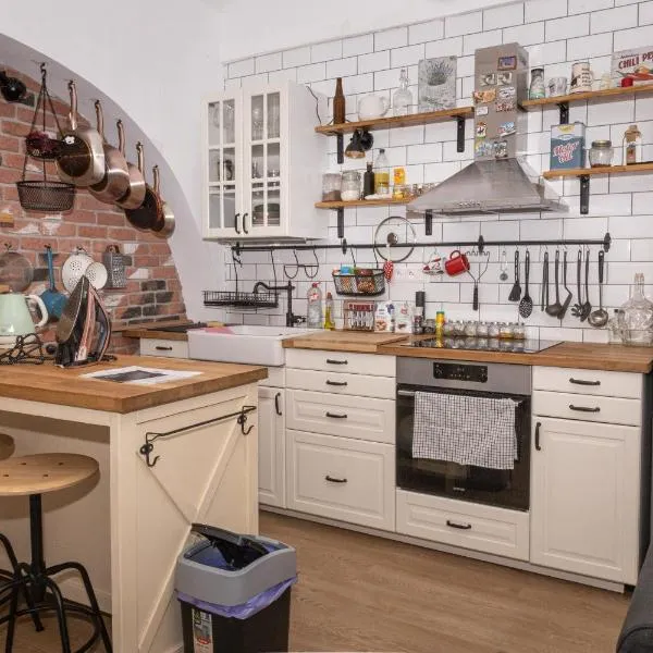 VARADY's 1 bedroom apartment in historic center, hotel en Košice