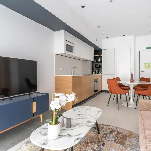 Canillas Apartments 2، فندق في مدريد