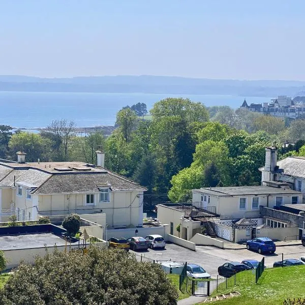 TLH Toorak Hotel - TLH Leisure, Entertainment and Spa Resort、トーキーのホテル