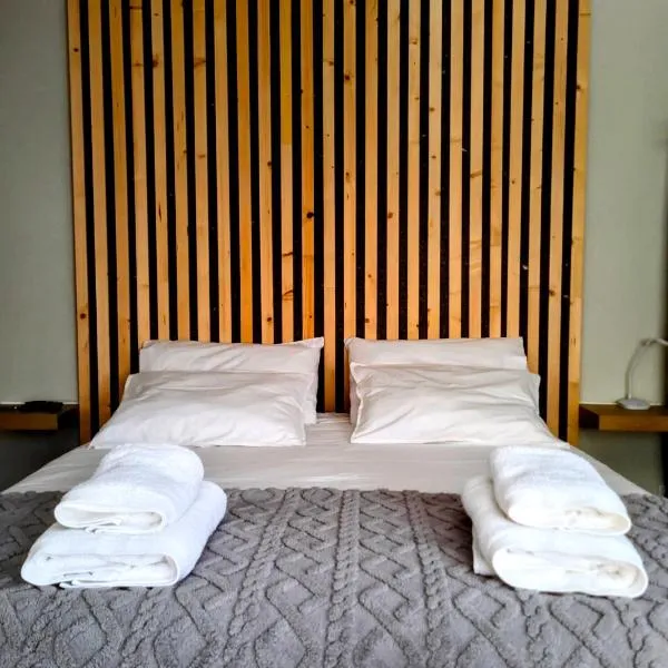 HABITACIÓN PRIVADA- Beach & Bussines - by ArousaDreams - Home Sharing, hotel v destinácii Ribeira