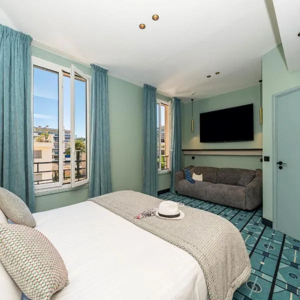 Hôtel CASA MOHO - Juan-Les-Pins, hotel v destinácii Juan-les-Pins