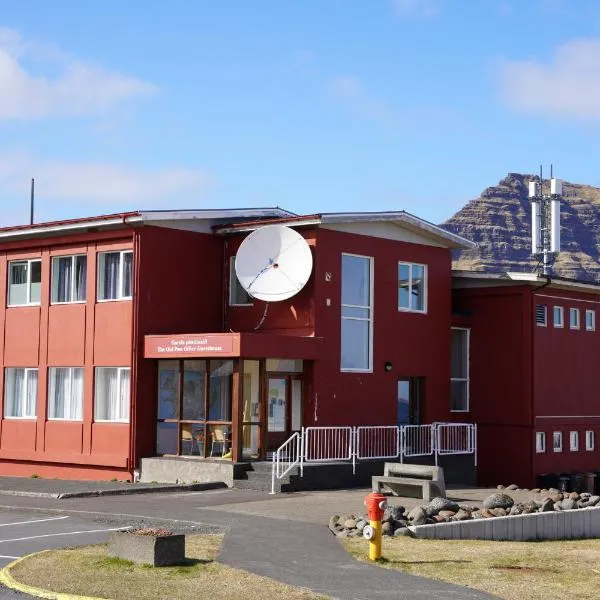 The Old Post Office Guesthouse, hotel u gradu Grundarfjordir