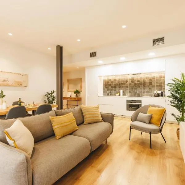 Bravissimo Ferreries Velles, with 2 bedrooms, hotel v destinaci Girona