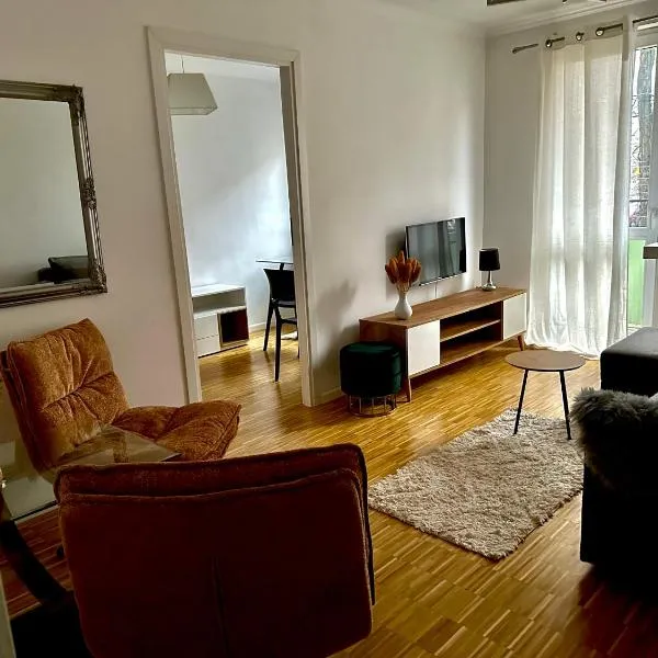 Przytulny Apartament z Balkonem Stalowa Wola, hotel v destinaci Stalowa Wola