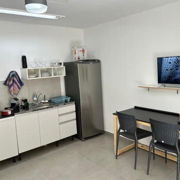08 - ESTÚDIO CONFORTÁVEL na Savassi com Área privativa, Cozinha completa e Vaga de garagem - Foto 4
