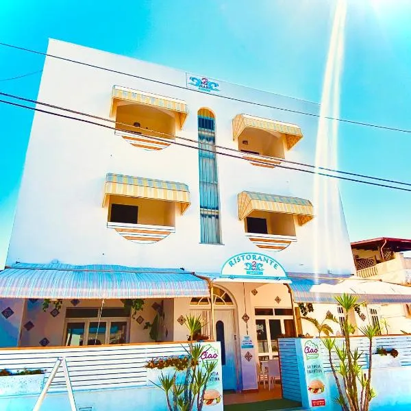 Albergo 2 Mari, hotel v destinácii Leuca
