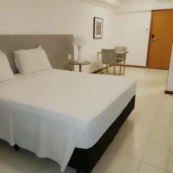 Flat 01 Celita Franca Business, hotel v destinaci Feira de Santana