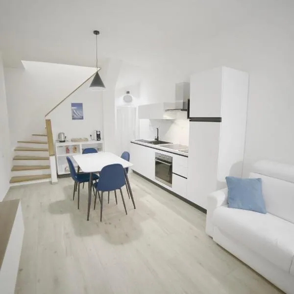 Casa Acquachiara - a due passi dalla spiaggia、モンテ・アルジェンターリオのホテル