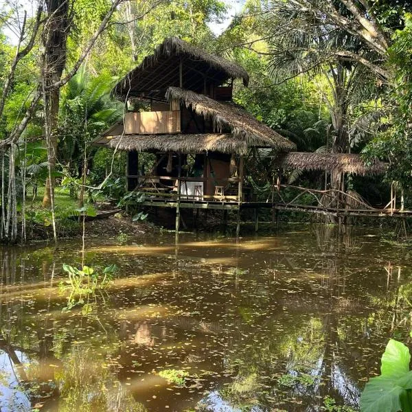 Jungle Cabin - Satorilodge, hotel v destinaci Puerto Nariño