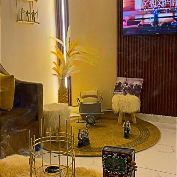 شقة مخدومة VIp, hotel v destinaci Hafr Al Baten