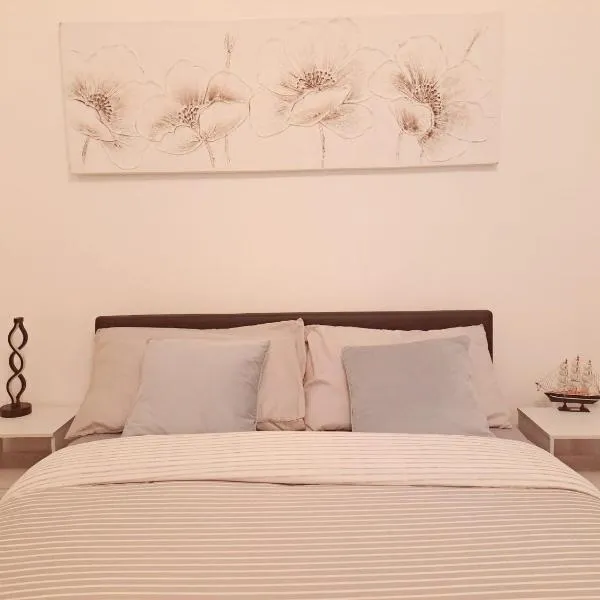 Cozy 2BR Home Leeds Free Parking & Wifi Pets Welcome、Belle Isleのホテル