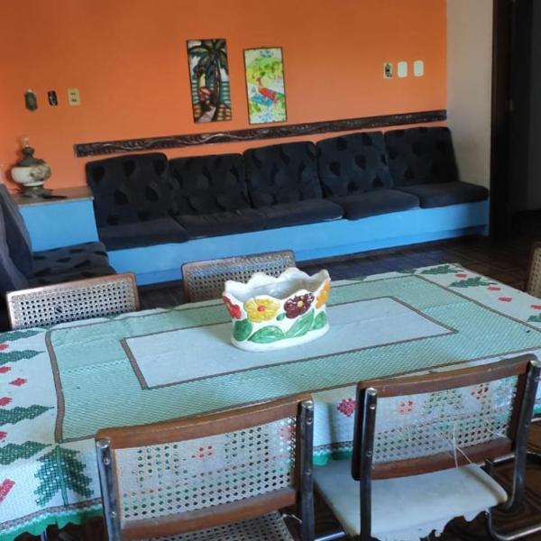 Casa Agradável com 4 suítes e estacionamento - Foto 5