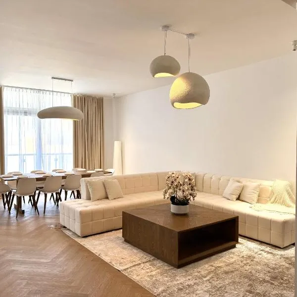 DIOM Luxe Hostel - Next to AUH & Yas Island, hotel v destinaci Abu Dhabi
