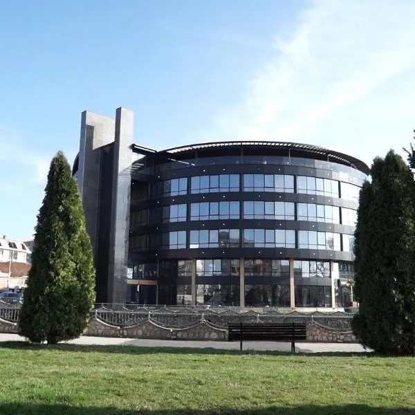 Orbis Design Hotel & Spa – hotel w mieście Paraćin