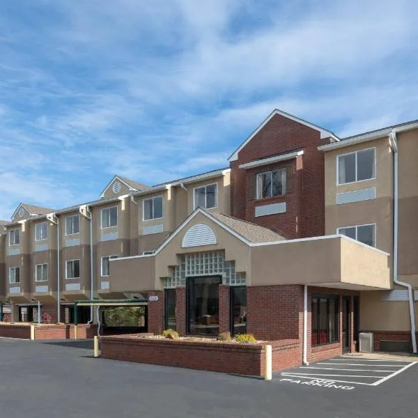 Microtel Inn by Wyndham Lake Norman, hotel v destinaci Cornelius