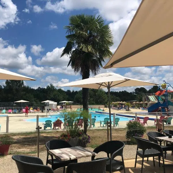 Prix dégressif - Bungalow 4-6 personnes aux Dunes de Contis – hotel w mieście Saint-Julien-en-Born