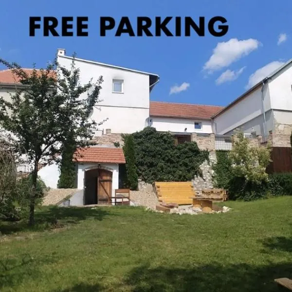 Slavia penzion, hotel v destinaci Mikulov