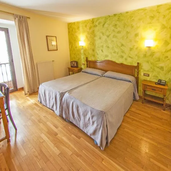 La Casona de Jovellanos, hotel Gijónban